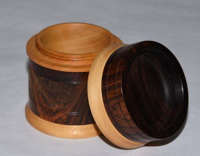 Boxwood & Cocobolo Box Open